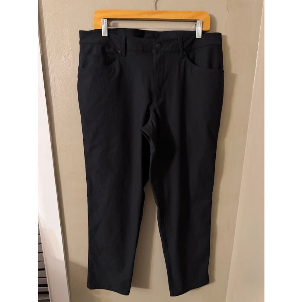 Lululemon ABC Pants‎ Men’s 36 Slim Performance Stretch Chino